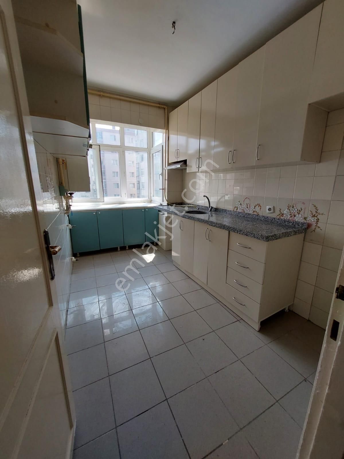 Göztepede Masrafsız Dogalgaz Kombi - Görsel 9