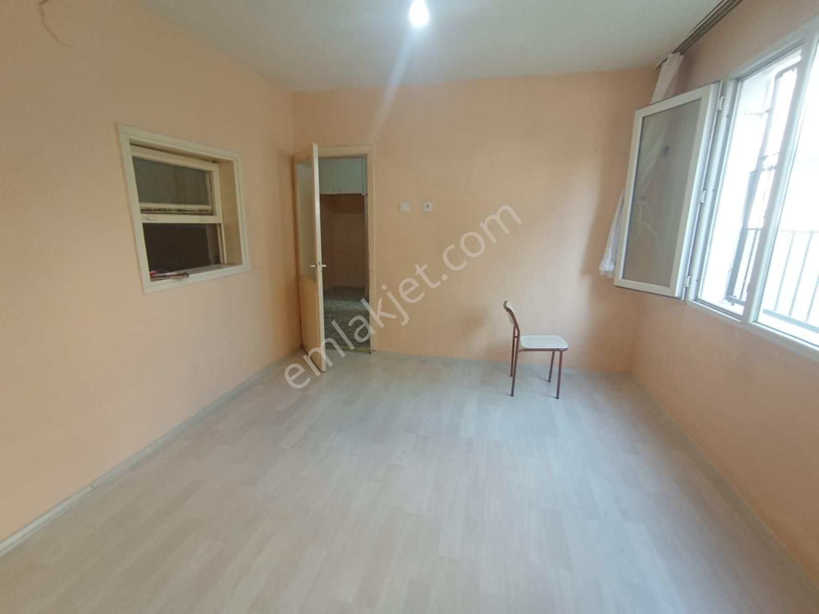 Karabağlar Emrez Mh 2+1 80 M2 Giriş Kat Emekli Bay Bayana Uyğun Kiralık Ev - Görsel 10