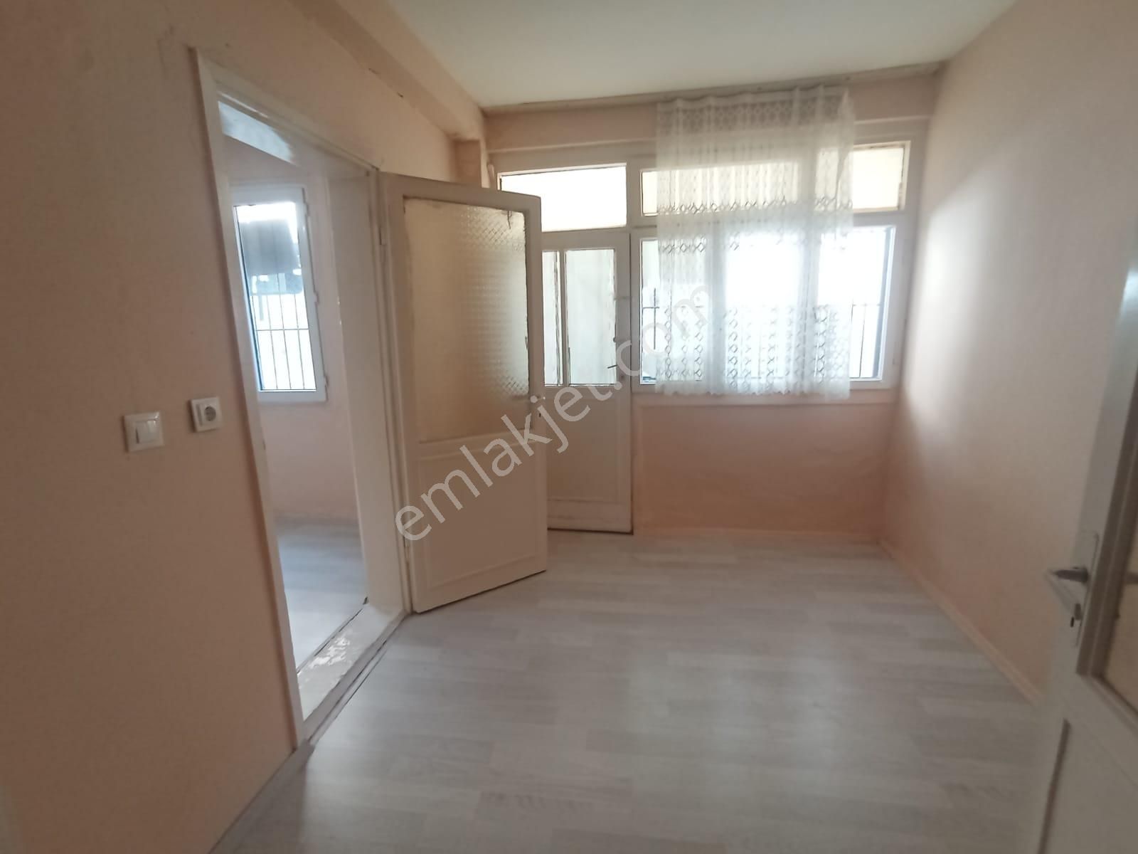 Karabağlar Emrez Mh 2+1 80 M2 Giriş Kat Emekli Bay Bayana Uyğun Kiralık Ev - Görsel 11