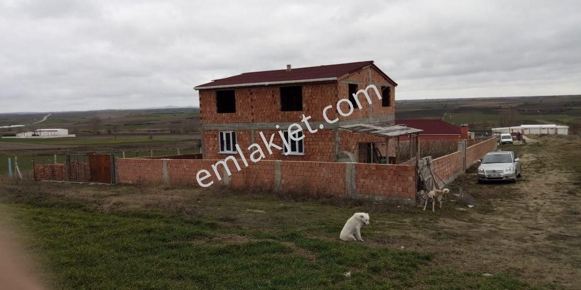 Emlakçıdan Tekirdağ Saray Kavacık Mahallesi 5+1 Satılık Müstakil 260