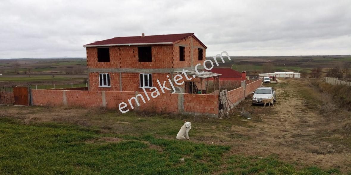 Emlakçıdan Tekirdağ Saray Kavacık Mahallesi 5+1 Satılık Müstakil 260