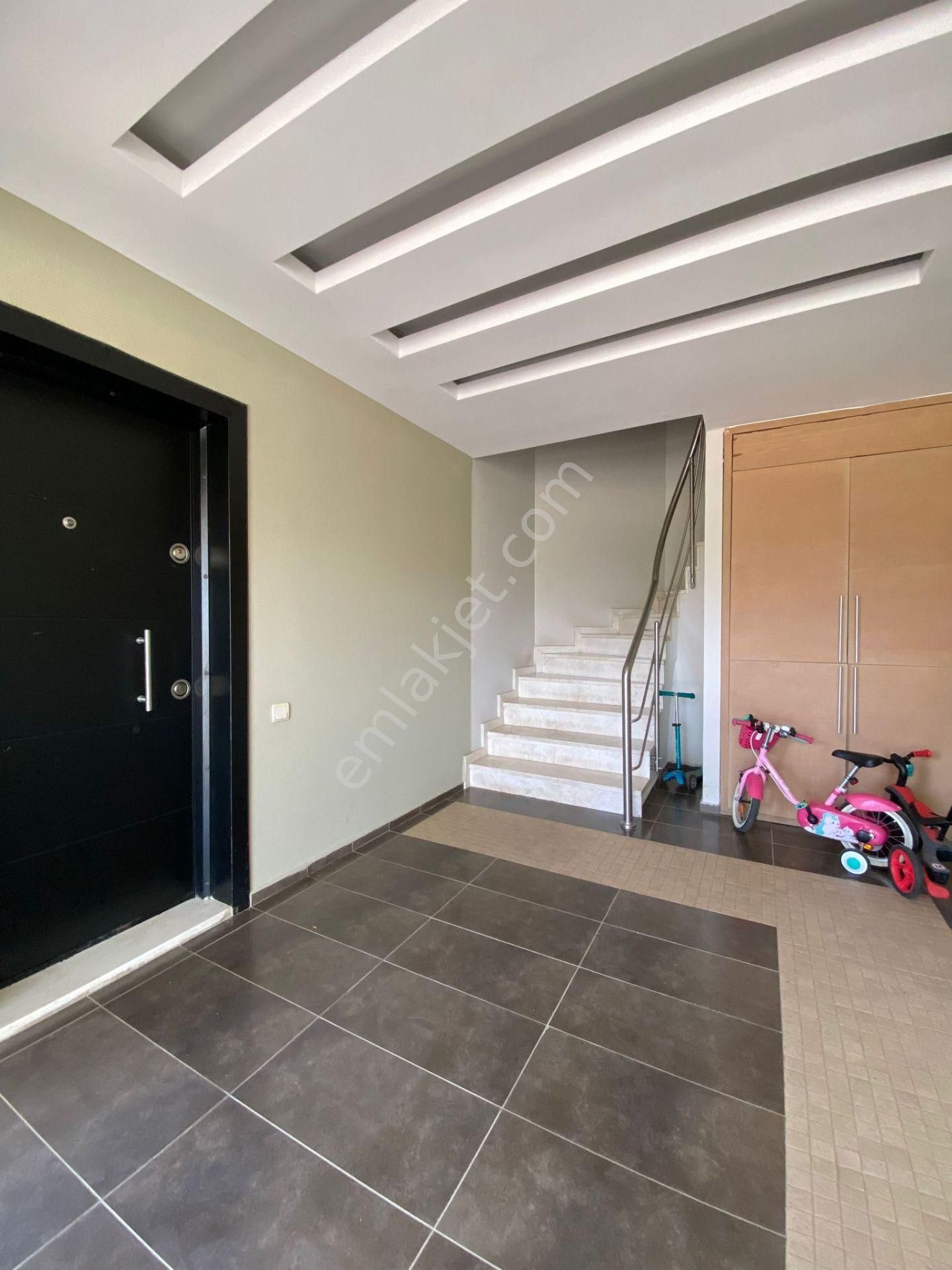 Konyaaltı Gürsu'da Denize Yakın Havuzlu Butik Sitede Full Eşyalı 1.5+1 Arakat Daire - Görsel 6