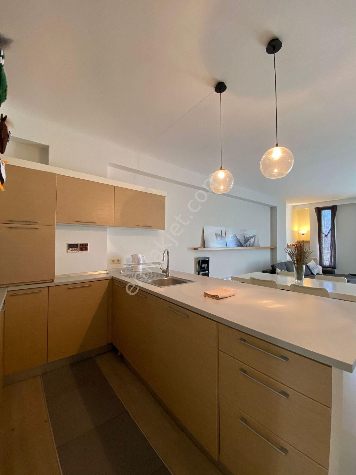 Konyaaltı Gürsu'da Denize Yakın Havuzlu Butik Sitede Full Eşyalı 1.5+1 Arakat Daire - Görsel 17