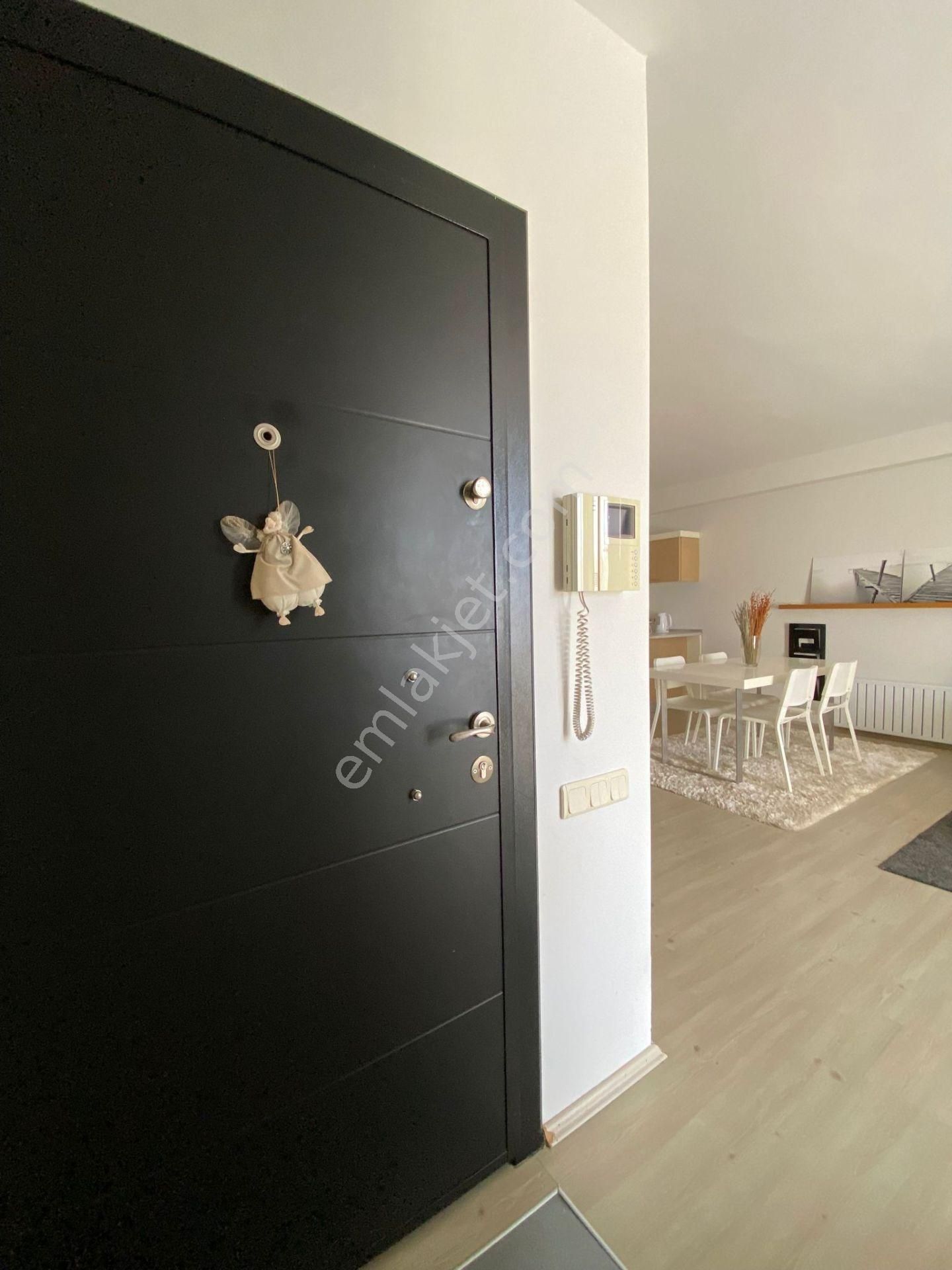 Konyaaltı Gürsu'da Denize Yakın Havuzlu Butik Sitede Full Eşyalı 1.5+1 Arakat Daire - Görsel 9