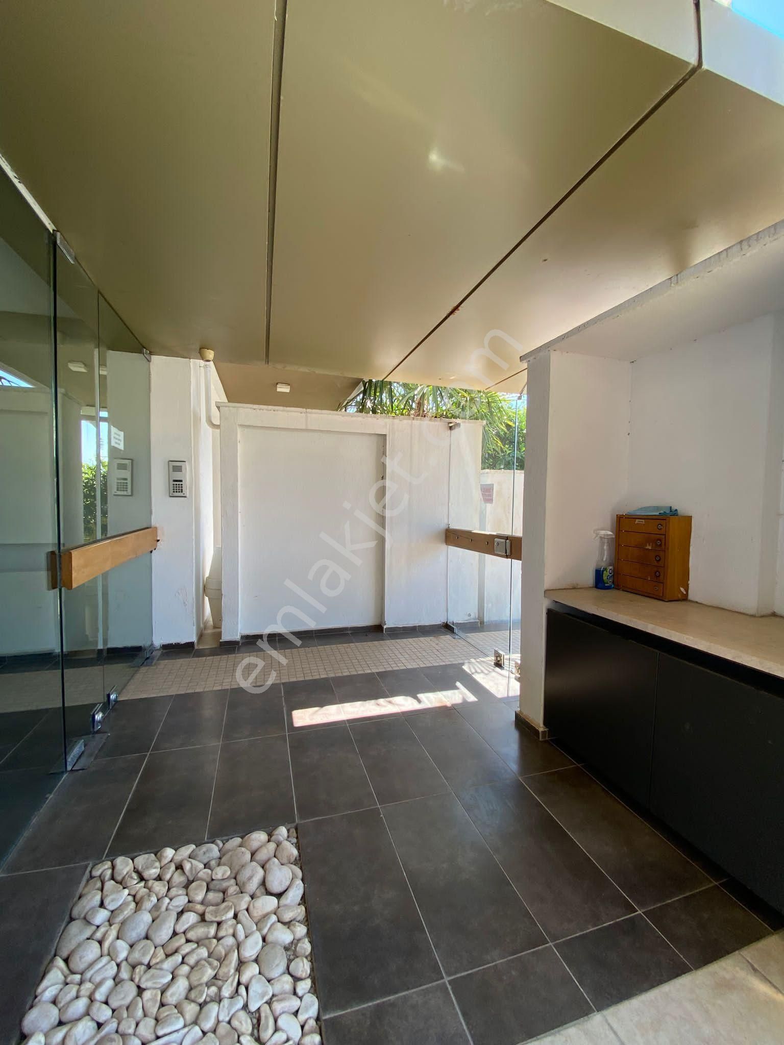 Konyaaltı Gürsu'da Denize Yakın Havuzlu Butik Sitede Full Eşyalı 1.5+1 Arakat Daire - Görsel 5