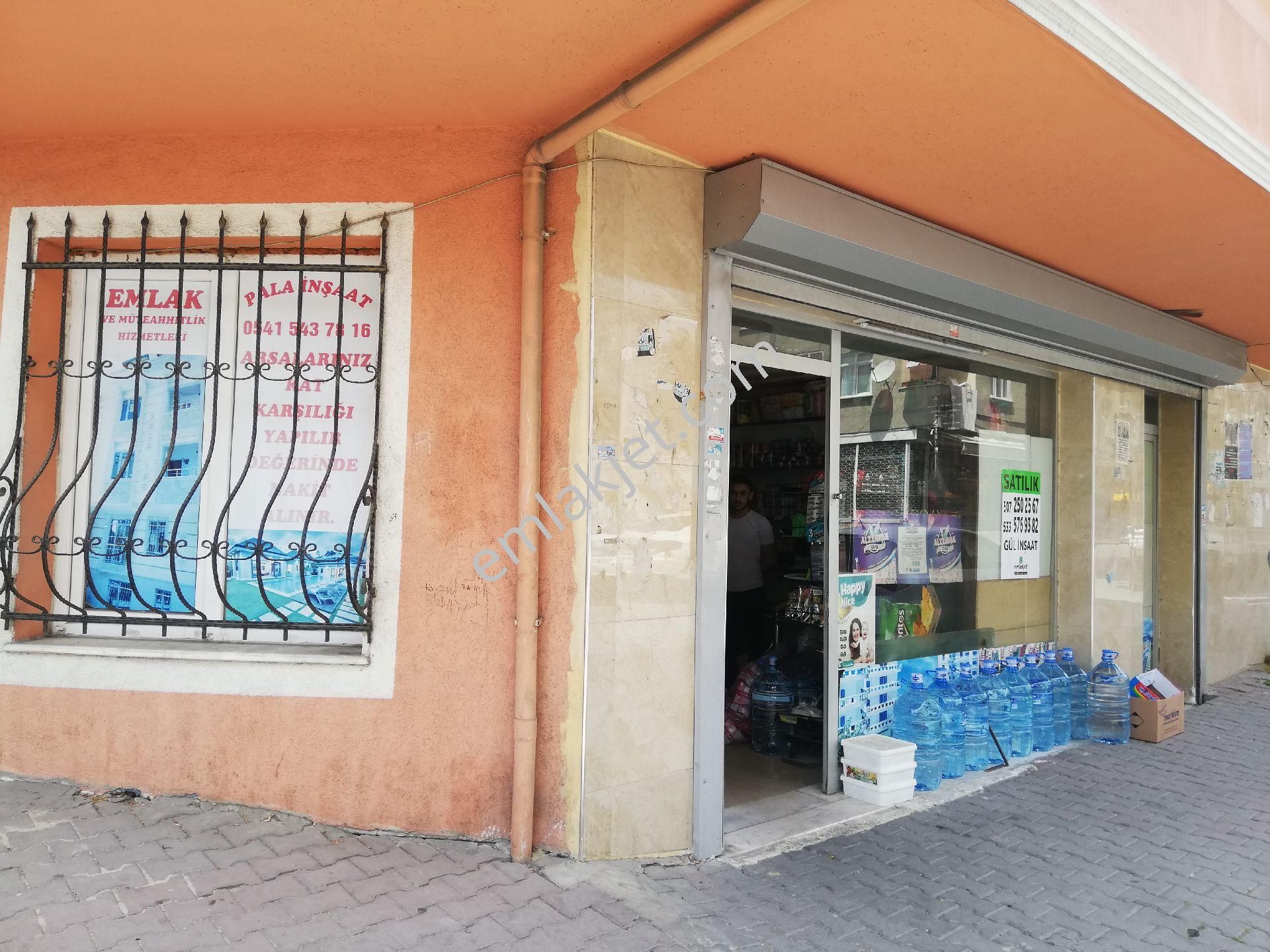 Insaat Firmasindan Istanbul Kucukcekmece Ataturk Mahallesi 1 Oda Satilik Dukkan Magaza 420 000 Tl 8331772