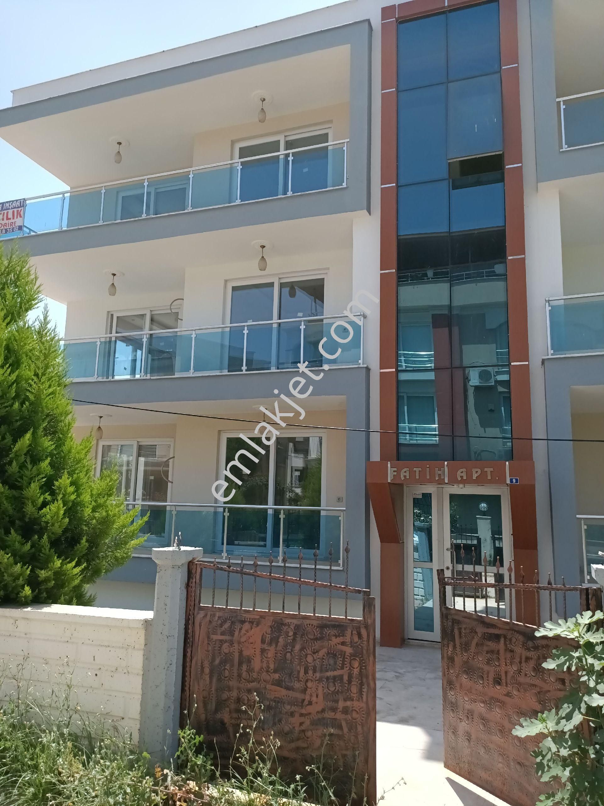 emlakcidan aydin nazilli zafer mahallesi 3 1 satilik daire 850 000 tl 8341160