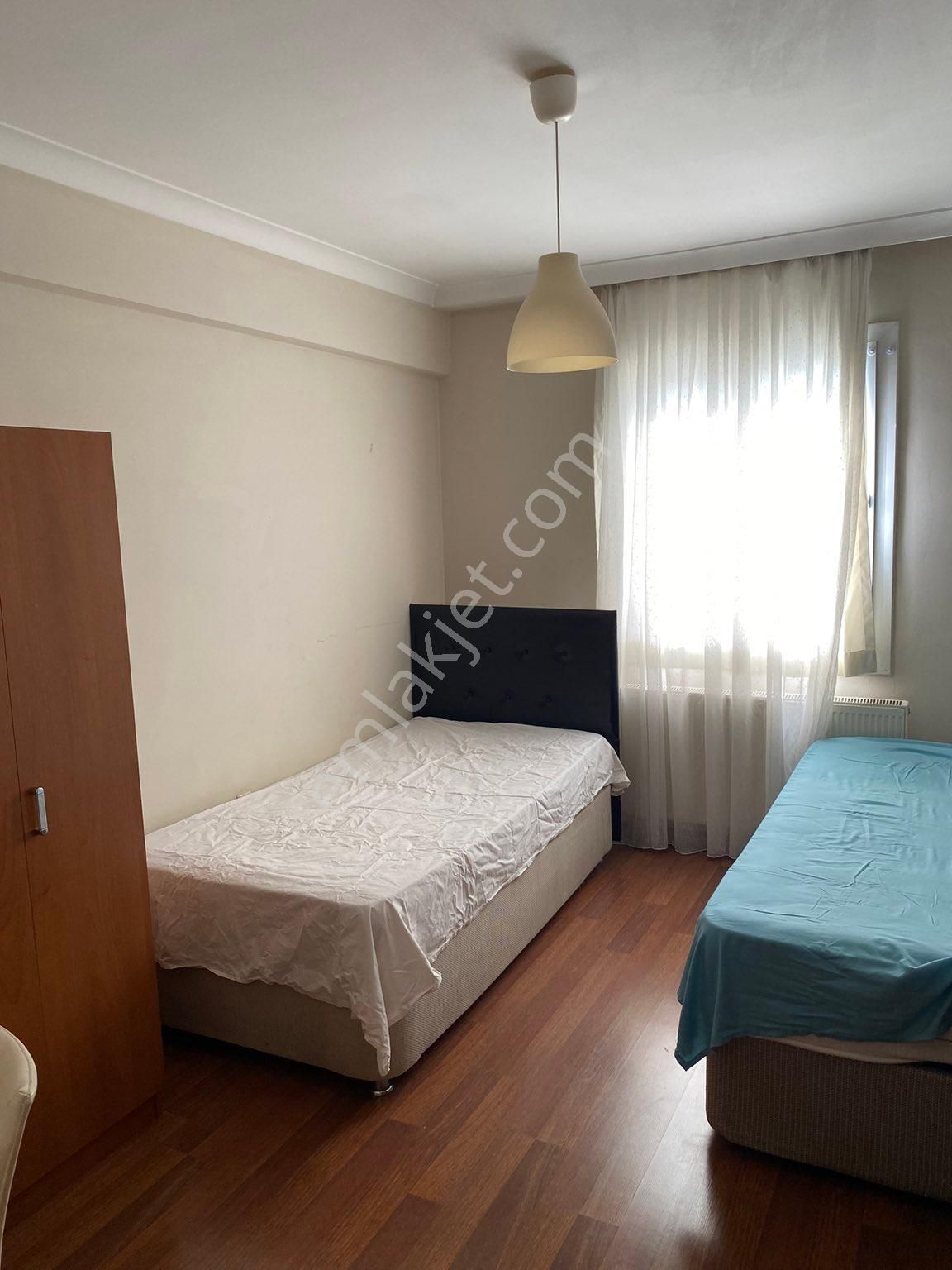 Ege Ü Konservatuar Arkası İ T K Yanı Ful Eşyalı - Görsel 23