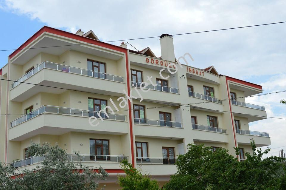 Selçuklu Akşemsettin Satılık Daire SAHİBİNDEN CADDE ÜZERİ 3+1 DAİRE