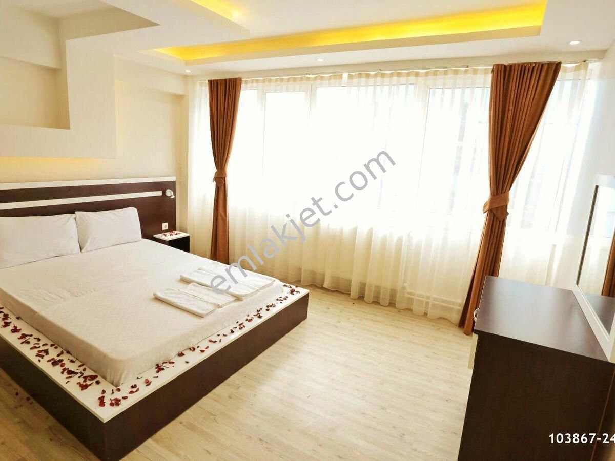 Emlakçıdan İstanbul Zeytinburnu Seyitnizam Mahallesi 1+1 Günlük Kiralık