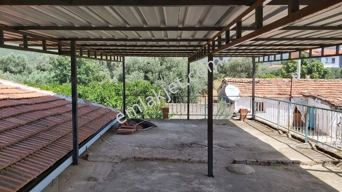 Emlakçıdan Aydın Söke Doğanbey Mahallesi 4+2 Satılık Müstakil 495.000