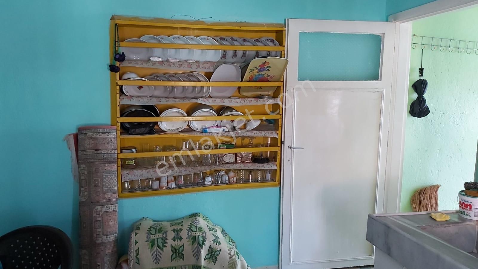 Emlakçıdan Aydın Söke Doğanbey Mahallesi 4+2 Satılık Müstakil 495.000