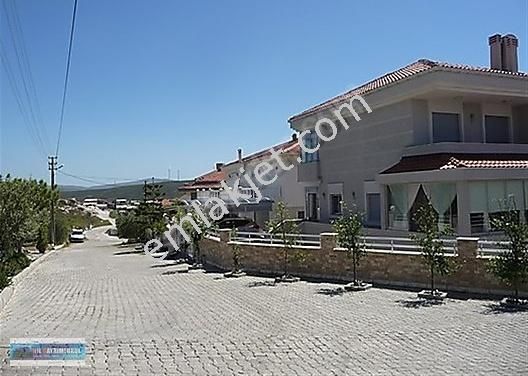 Emlakçıdan İzmir Çeşme Alaçatı Mahallesi Stüdyo Kiralık Daire 16.000 TL