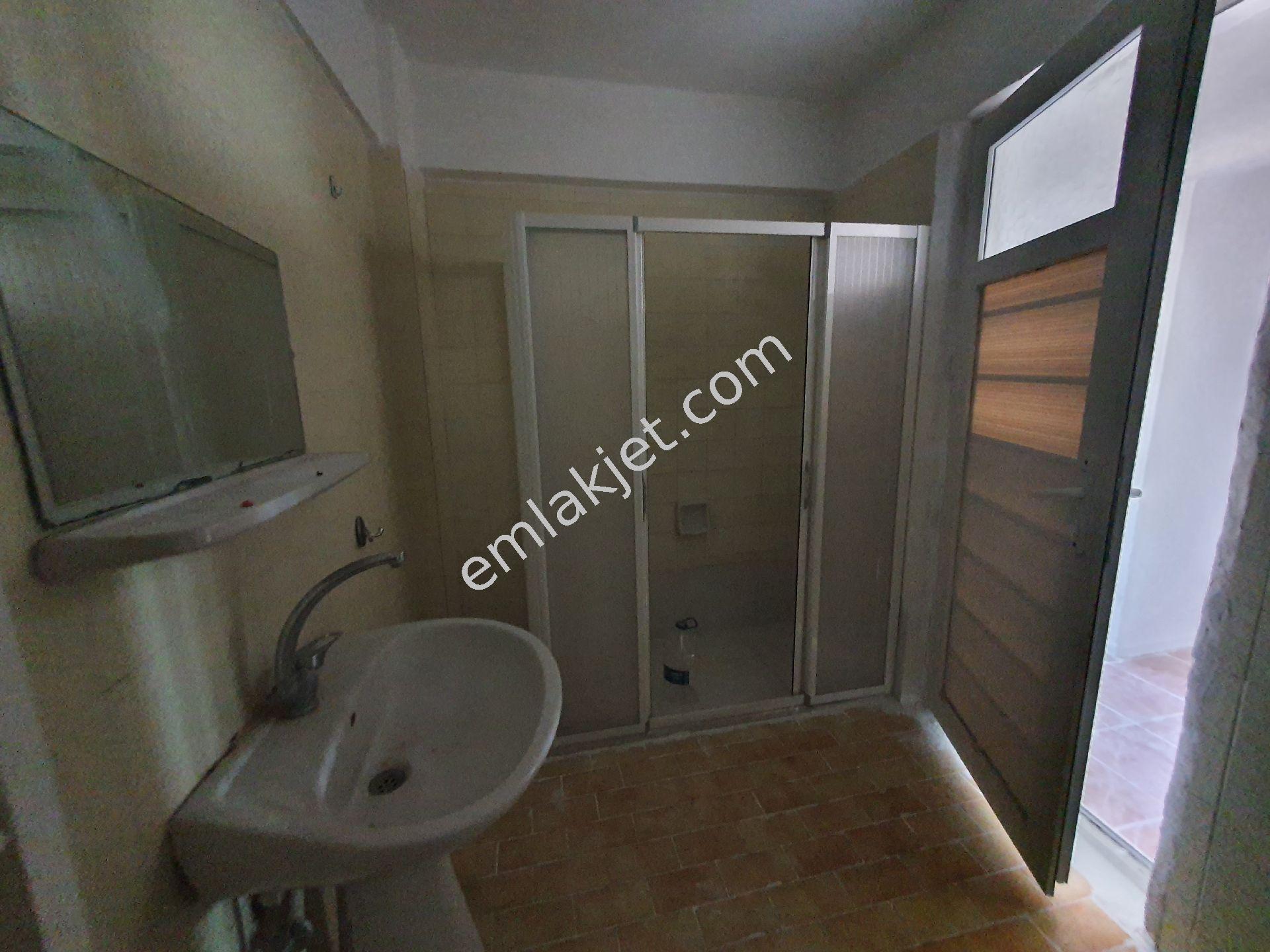 Bornova Da 4+1 Kiralık Yapılı Daire - Görsel 9