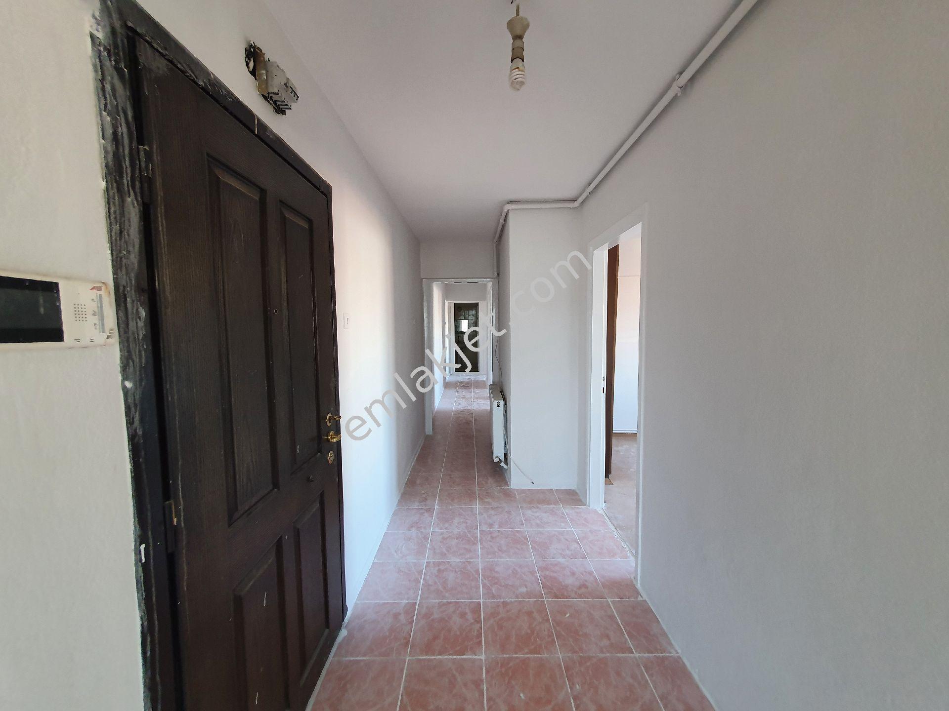 Bornova Da 4+1 Kiralık Yapılı Daire - Görsel 29