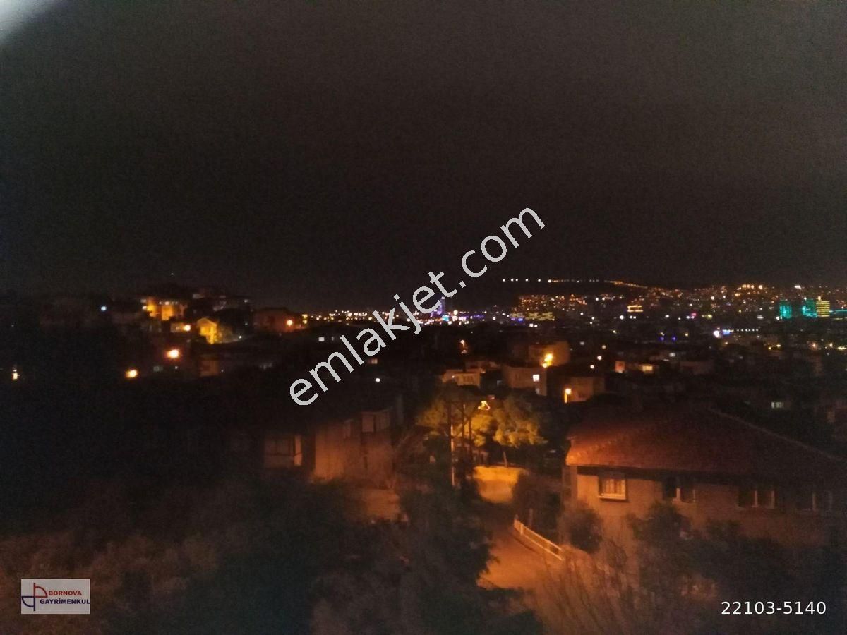 Emlakçıdan İzmir Bornova Atatürk Mahallesi 3+1 Satılık Daire 500.000 TL