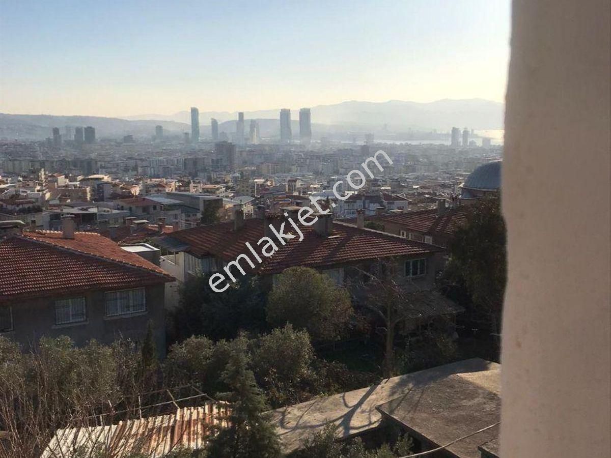 Emlakçıdan İzmir Bornova Atatürk Mahallesi 3+1 Satılık Daire 500.000 TL