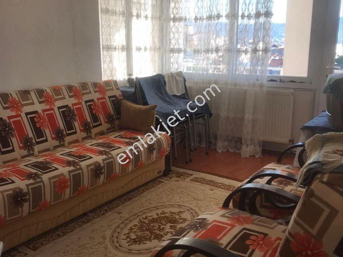 Emlakçıdan İzmir Bornova Atatürk Mahallesi 3+1 Satılık Daire 500.000 TL