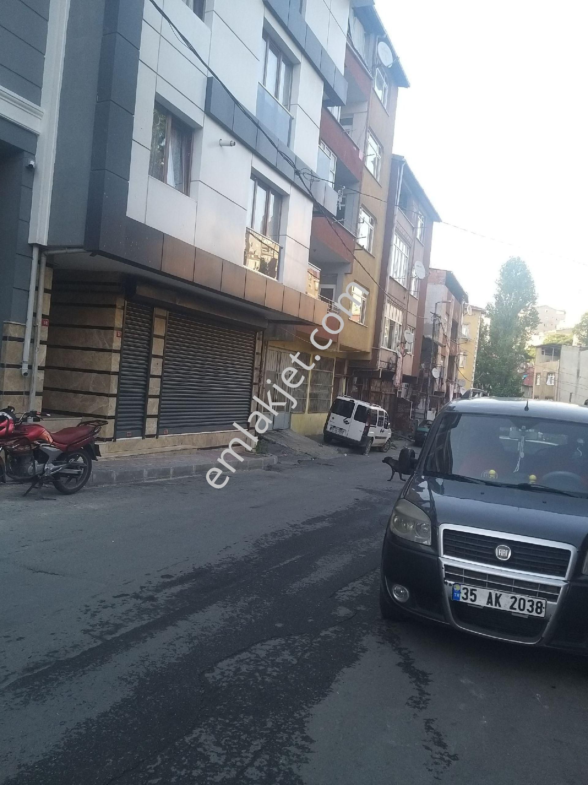 Emlakçıdan İstanbul Şişli Kuştepe Mahallesi 1 Oda Satılık