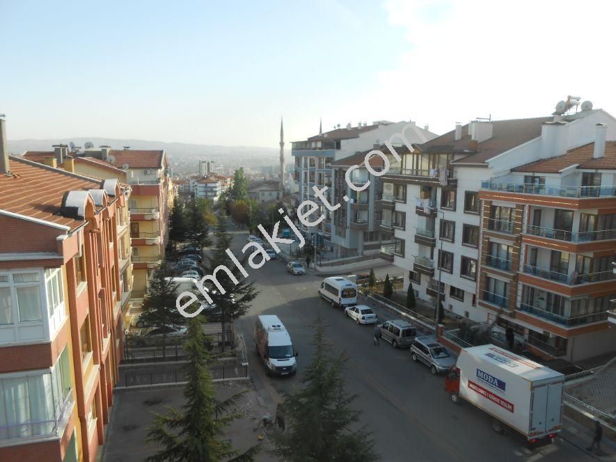 emlakcidan ankara kecioren uyanis mahallesi 7 1 satilik daire 695 000 tl 8486723