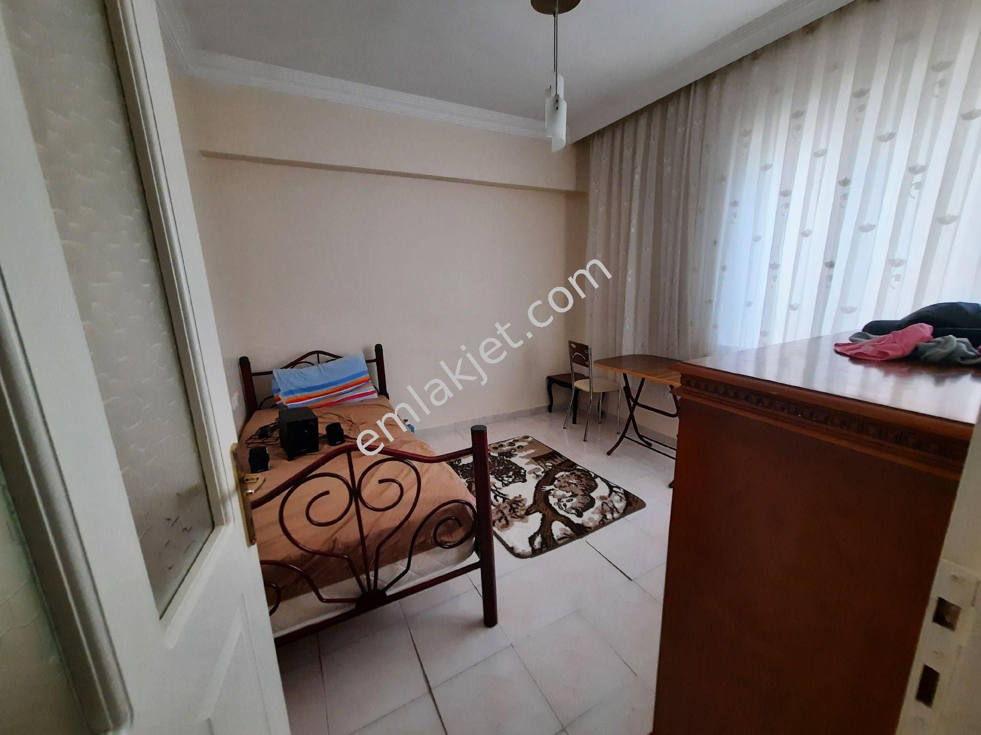 Emlakçıdan Gaziantep Şahinbey Karataş Mahallesi 3+1 Satılık Daire 400