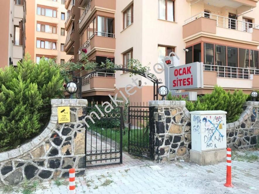 Emlakçıdan Aliağa 3+1 140 m2 450.000 TL Satılık&hellip; 8498402