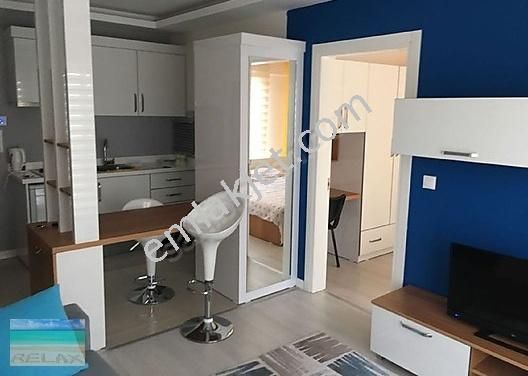 Emlakçıdan İzmir Karşıyaka İnönü Mahallesi 1+1 Günlük Kiralık Daire 100