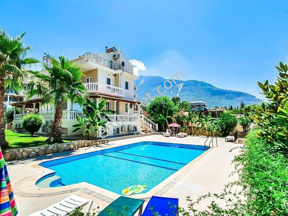 Emlakçıdan Muğla Fethiye Ölüdeniz Mahallesi 4+1 Satılık Daire 700.000