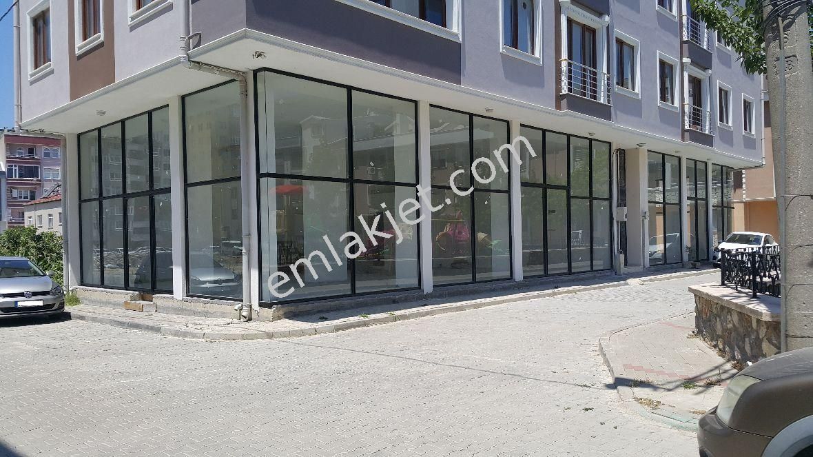 Gemlik Eşref Dinçer Kiralık Dükkan & Mağaza Belediyeye Yakın 2 Adet 130+130 m2 Çocuk Parkı Cepheli İş Yeri