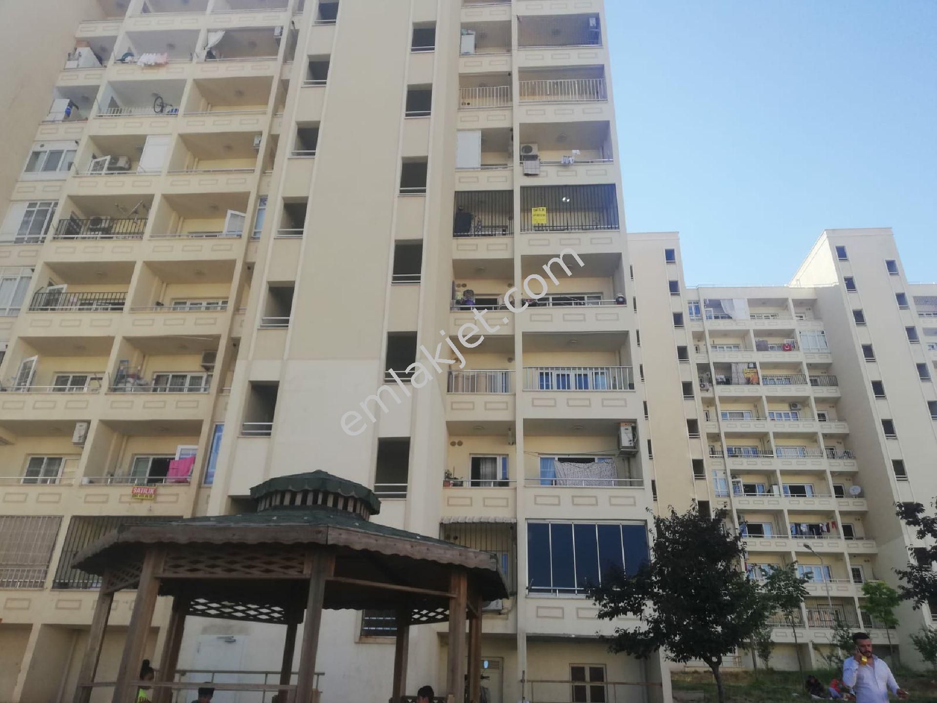 Emlakçıdan Şanlıurfa Karaköprü Seyrantepe Mahallesi 2+1 Satılık Daire