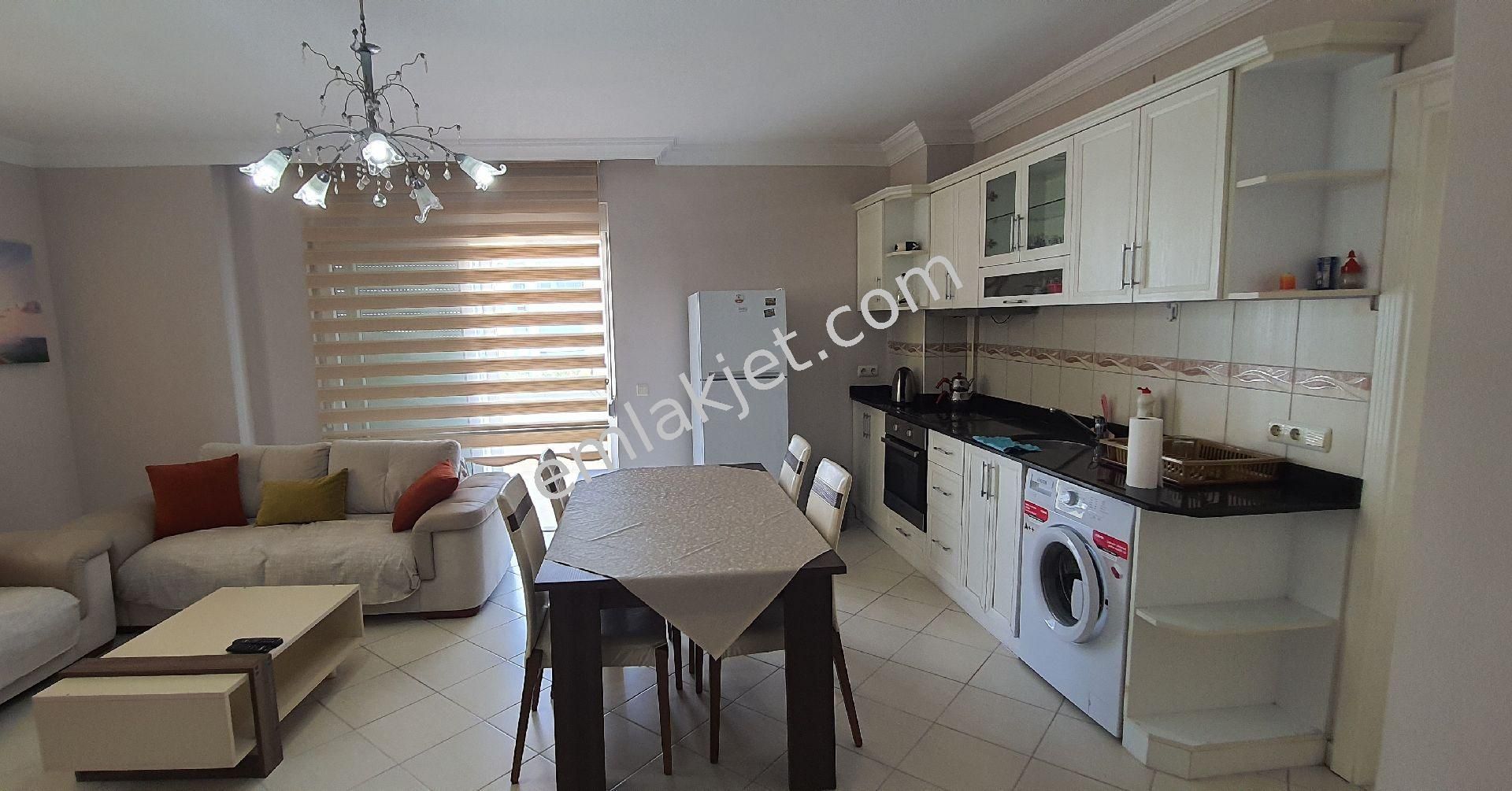 Emlakçıdan Antalya Alanya Konaklı Mahallesi 2+1 Günlük Kiralık Daire