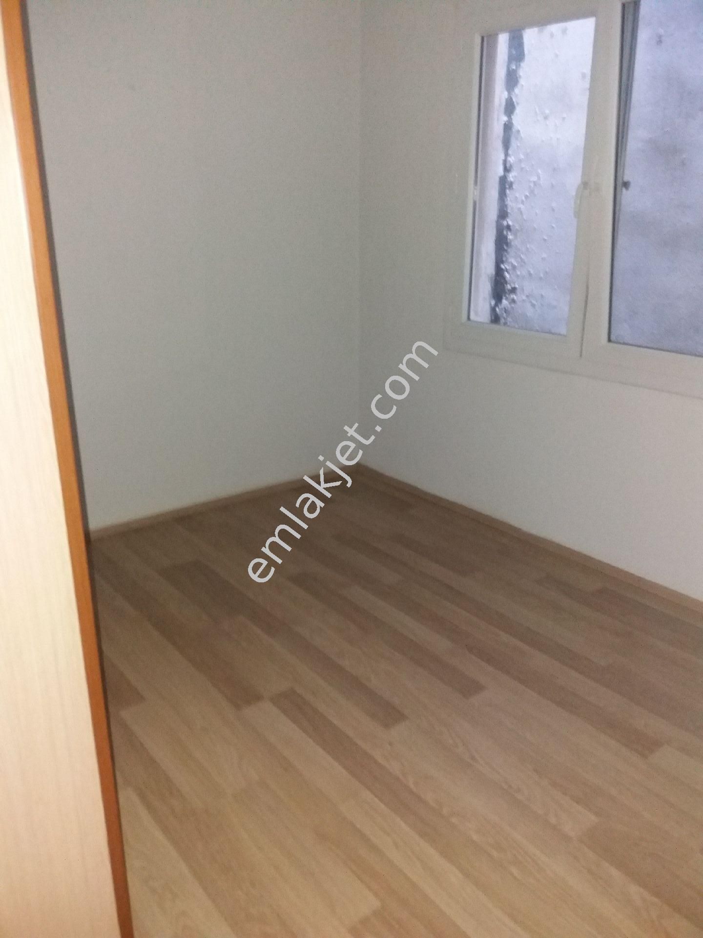 Karabaglarda 4 Katlı Binanın 2 Katı Satılık Daire 1 .ve 3 .katı - Görsel 13