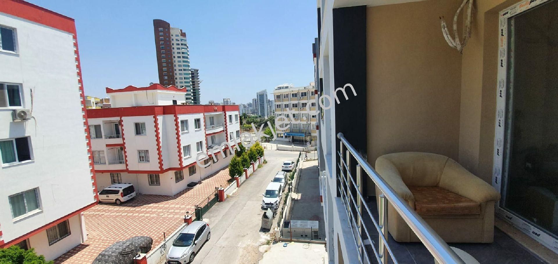 Emlakçıdan Mersin Yenişehir Çiftlikköy Mahallesi 1+1 Satılık Daire 150