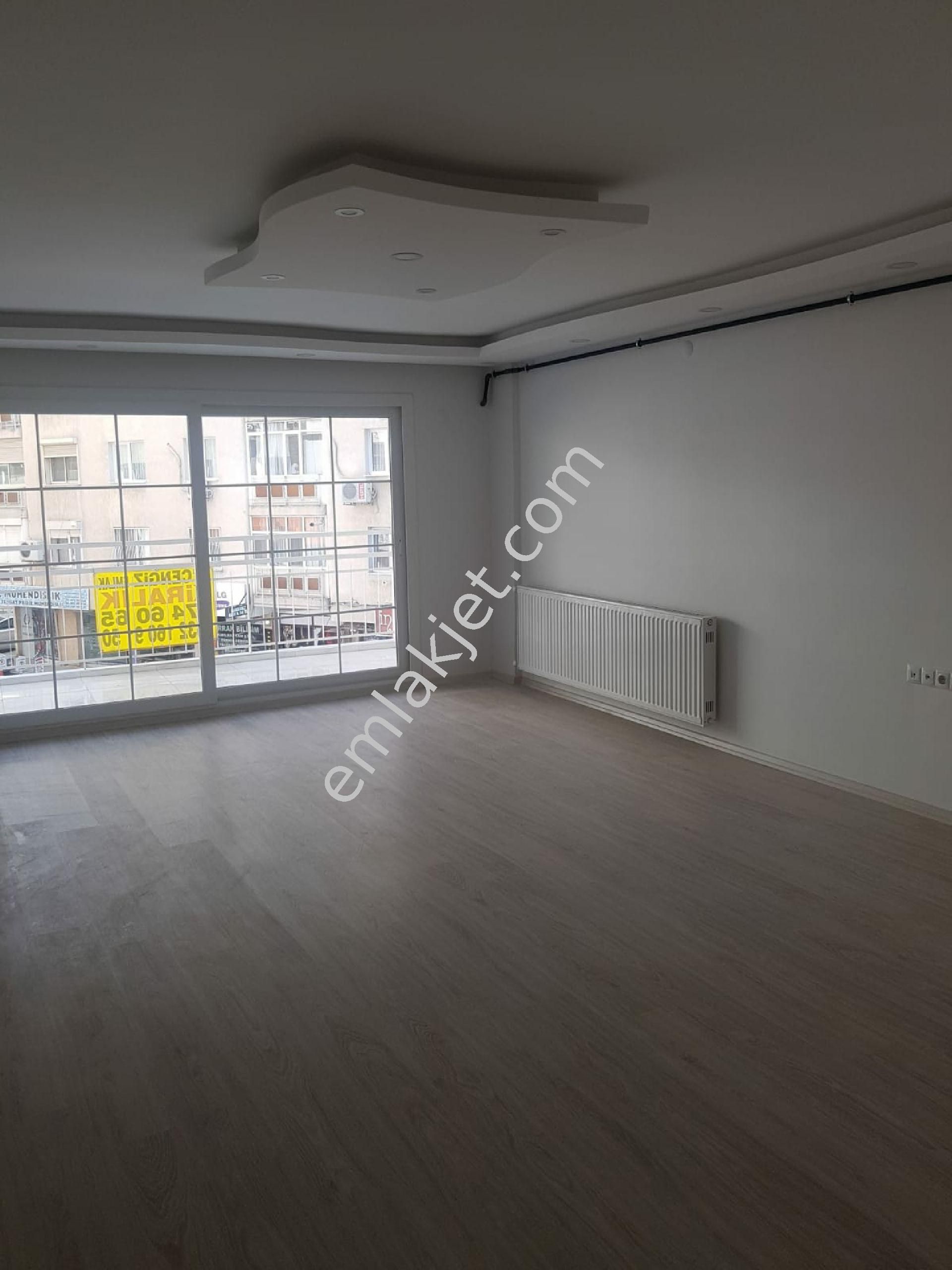 Bornova Da 3+1 Kiralık Lüks Daire