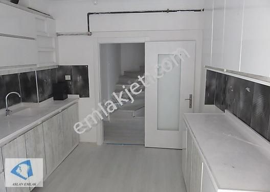 Emlakcidan Ankara Sincan Ataturk Mahallesi 6 1 Satilik Daire 267 000 Tl 8580939