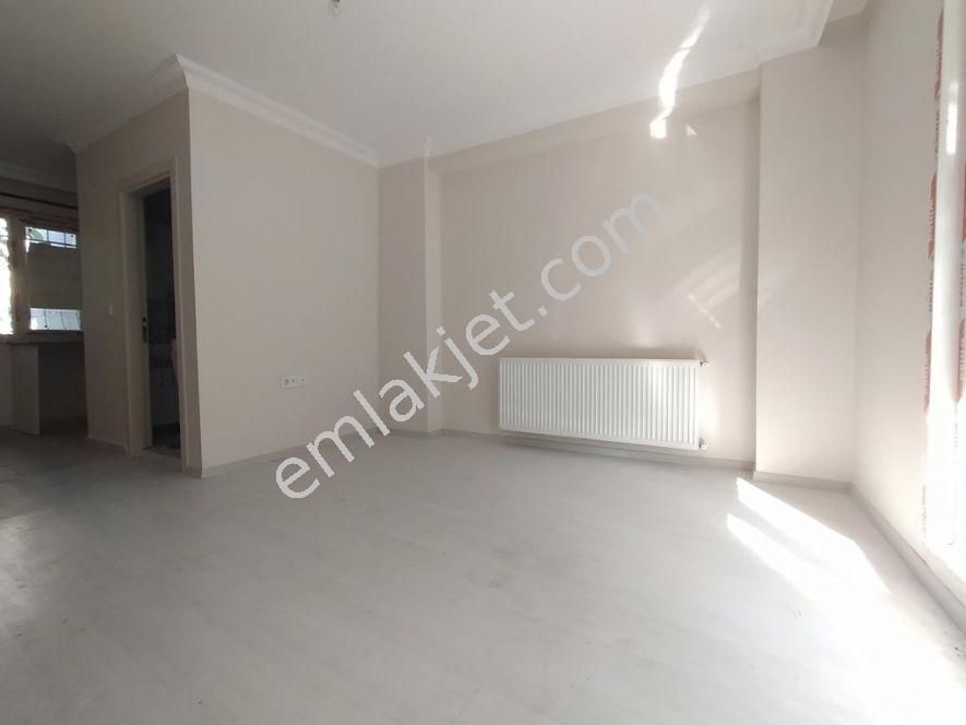 Emlakcidan Istanbul Sancaktepe Ataturk Mahallesi 2 1 Satilik Daire 215 000 Tl 8583313