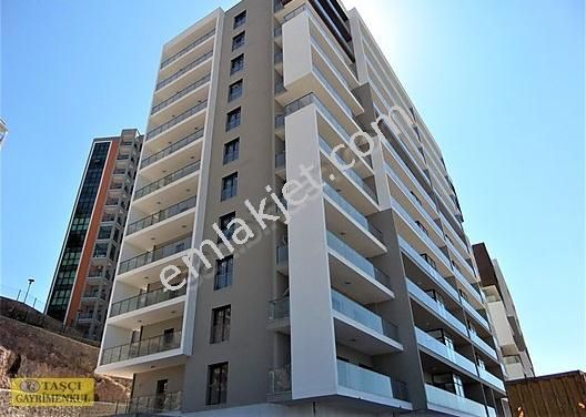 Emlakcidan Izmir Cigli Yakakent Mahallesi 3 1 Satilik Daire 630 000 Tl 8614691