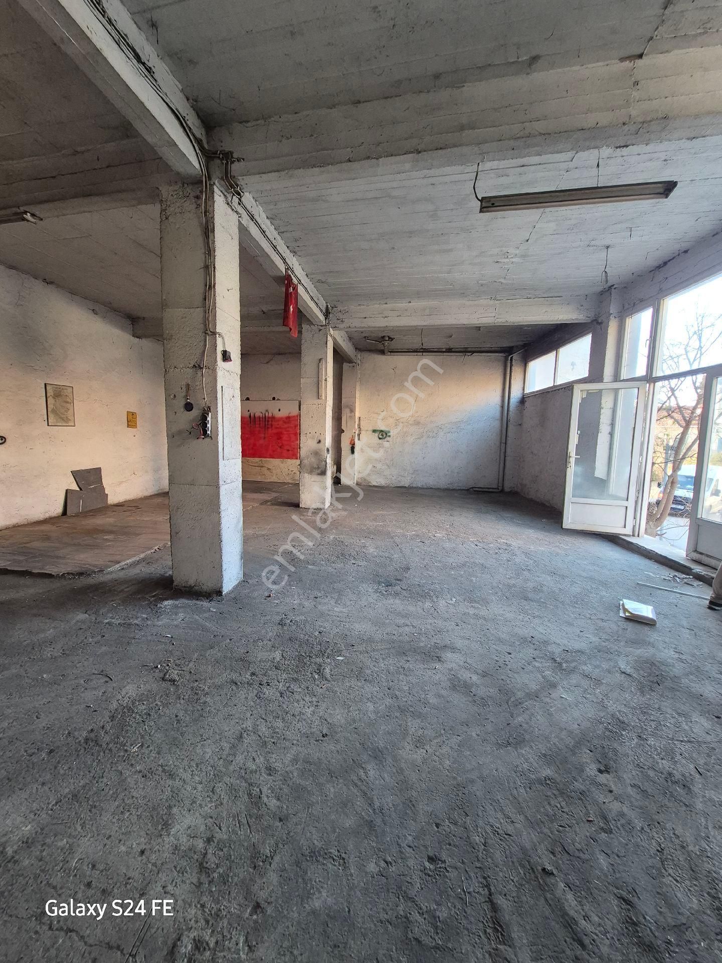 Bornova Kavaklıdere'de Kiralık Dükkan - Görsel 18