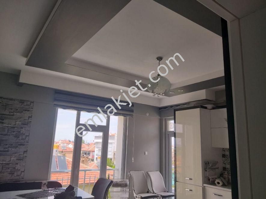 Emlakçıdan Karaman Karaman Merkez Şeyh Şamil Mahallesi 3+2 Satılık