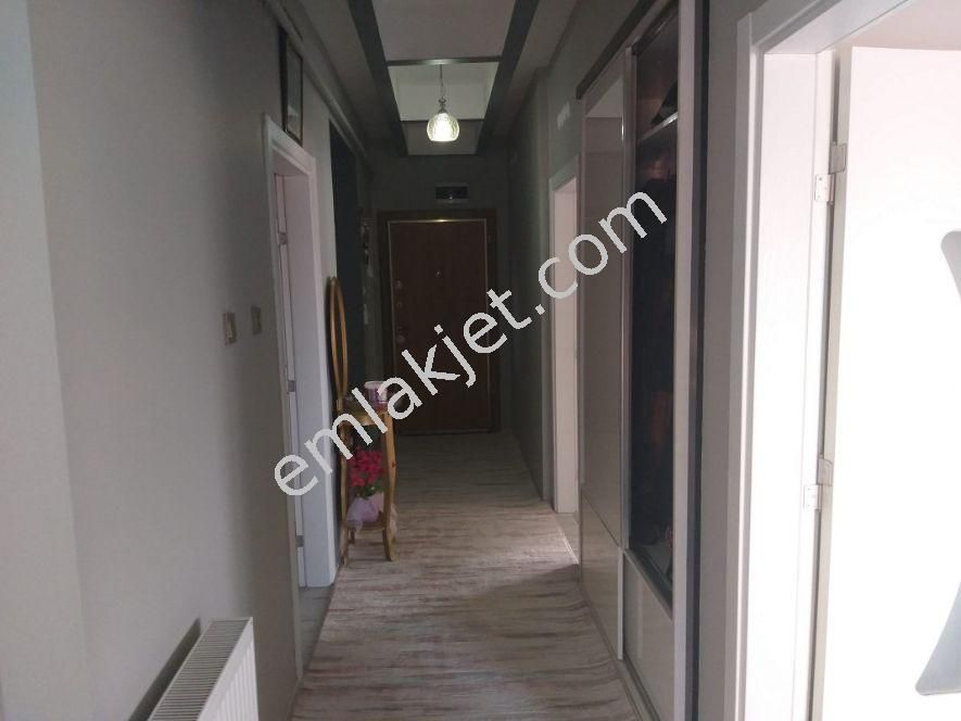 Emlakçıdan Karaman Karaman Merkez Şeyh Şamil Mahallesi 3+2 Satılık