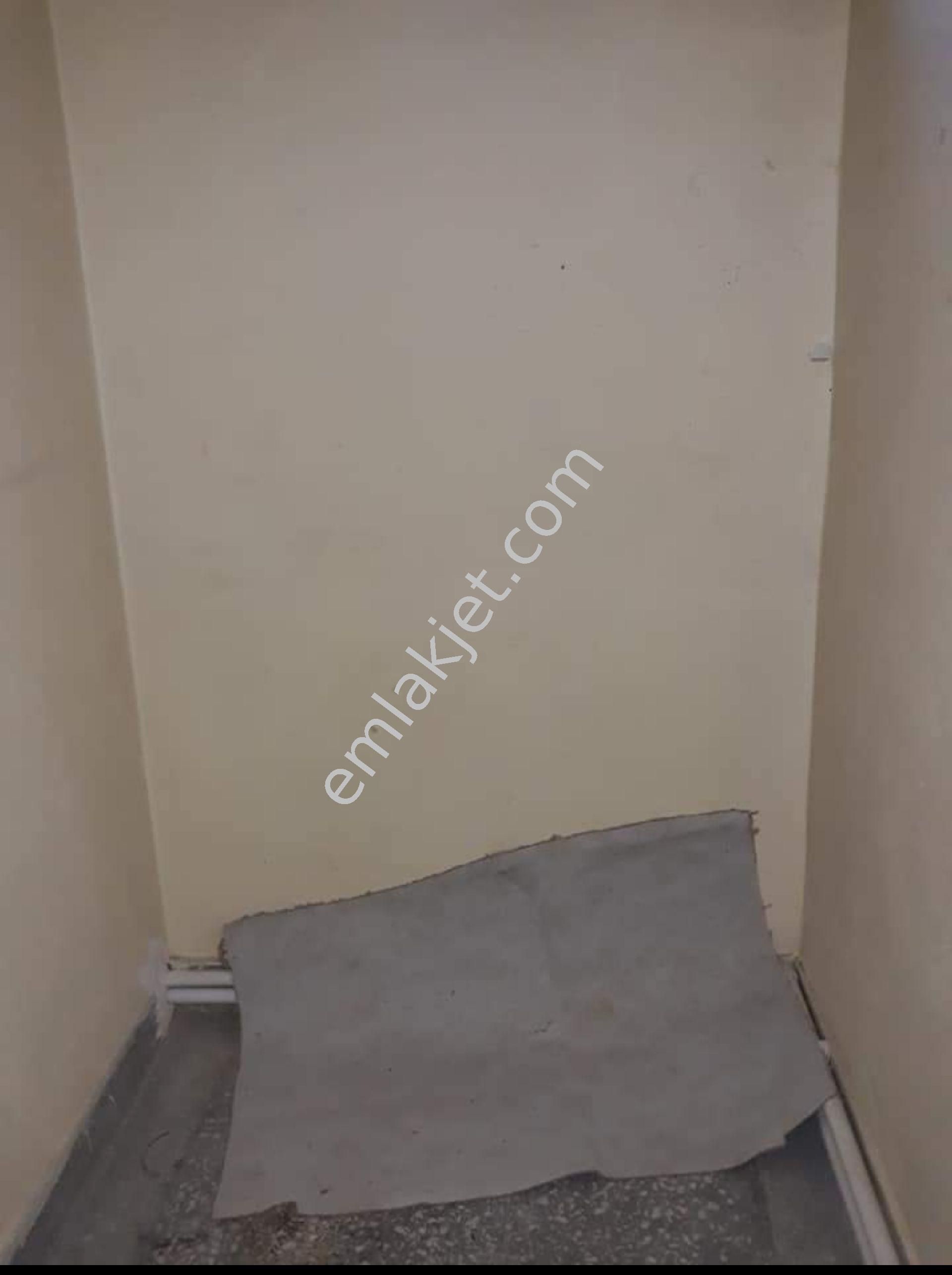 Emlakçıdan Konya Akşehir Kileci Mahallesi 3+1 Kiralık Müstakil 750 TL