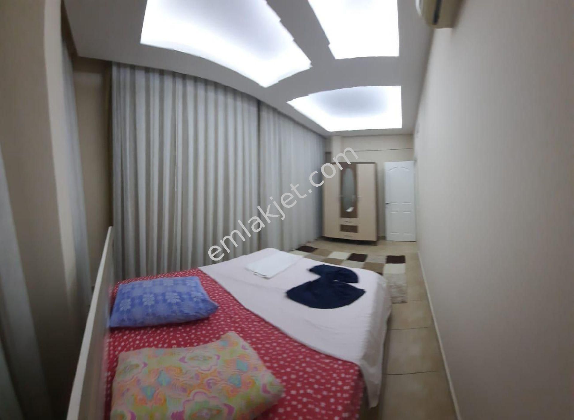 Emlakçıdan Mersin Yenişehir Bahçelievler Mahallesi 1+1 Günlük Kiralık