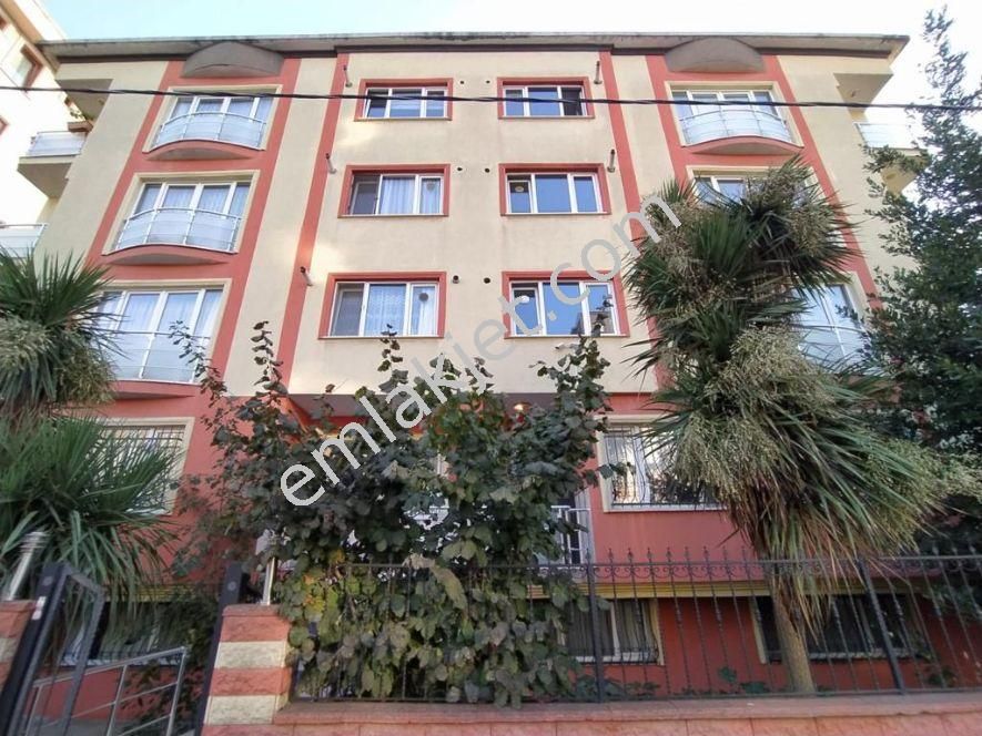 Emlakçıdan İstanbul Ümraniye Şerifali Mahallesi 3+1 Satılık Daire 650