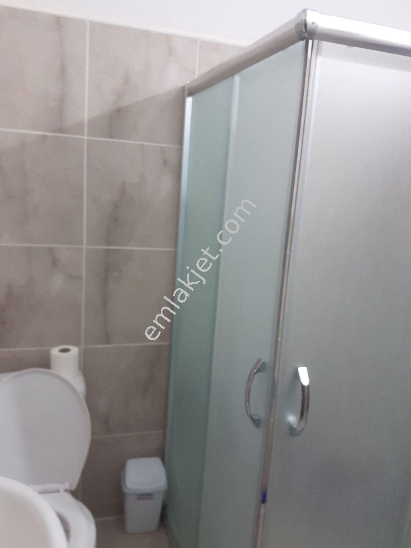 Zümrüt Mah Merkezi Konumda 4 Oda Tapulu Takasa Uygun Daire - Görsel 12