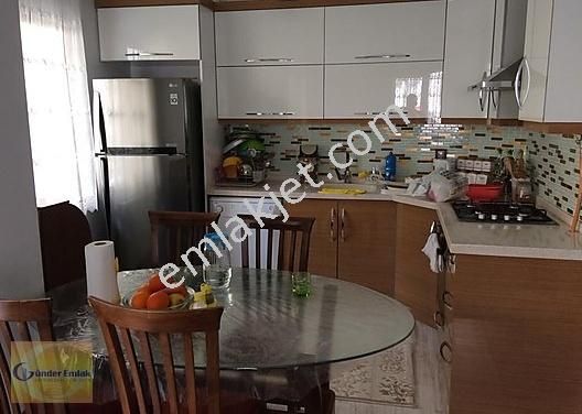 Emlakcidan Izmir Aliaga Ataturk Mahallesi 3 1 Satilik Daire 305 000 Tl 8912869