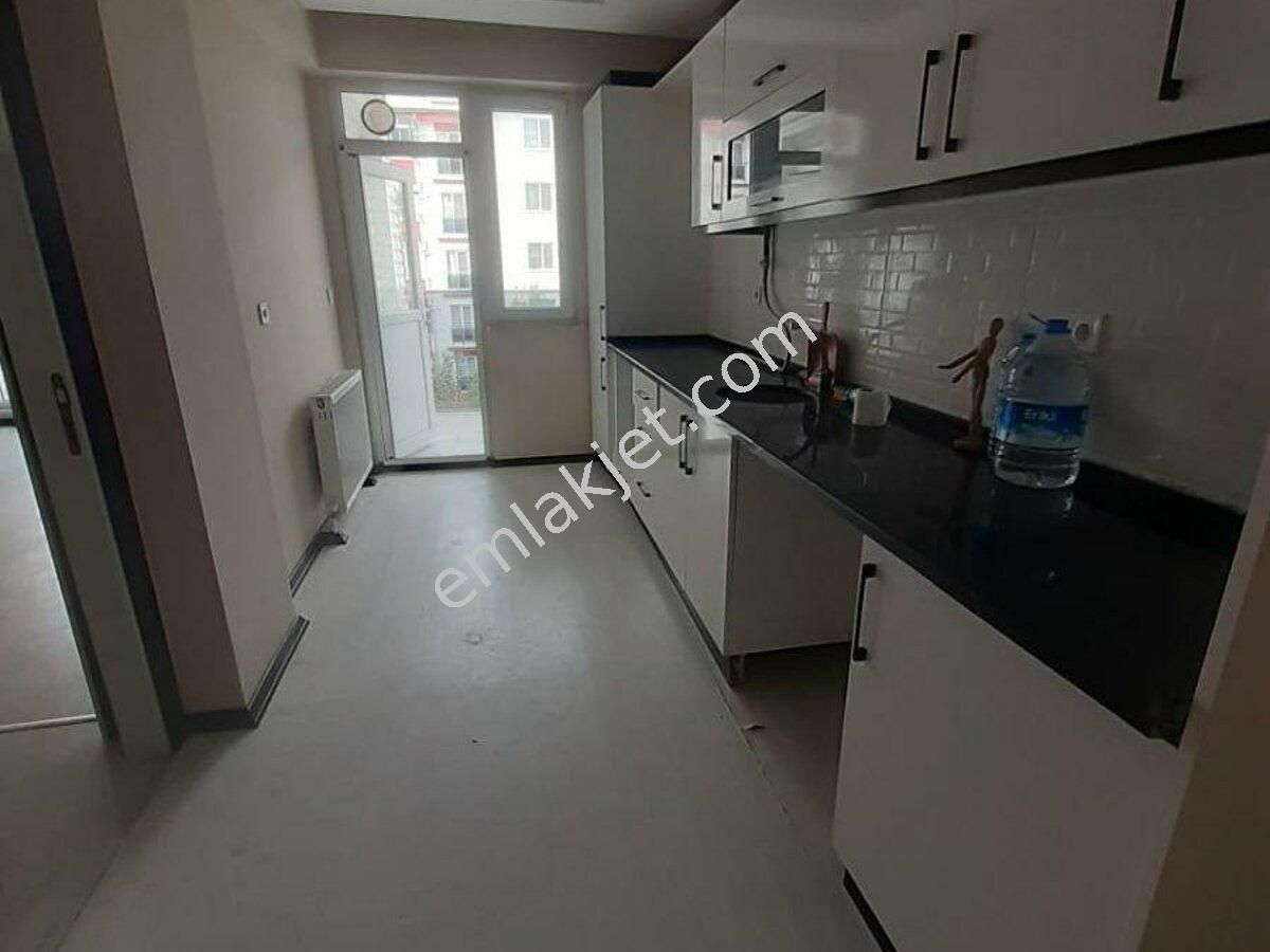 Emlakçıdan Edirne Edirne Merkez Abdurrahman Mahallesi 2+1 Kiralık Daire