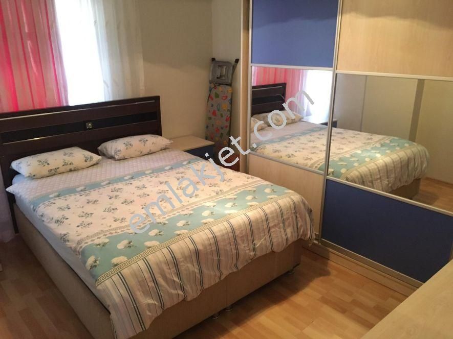Emlakçıdan İstanbul Şişli Mecidiyeköy Mahallesi 2+1 Kiralık Daire 2.750
