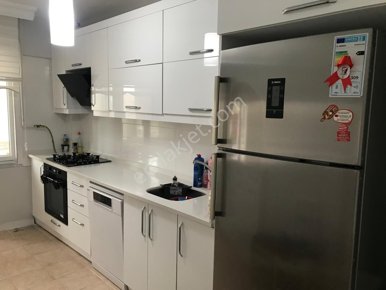 Başkan'dan Kiralık Hürriyet'te 3+1 Daire - Görsel 2