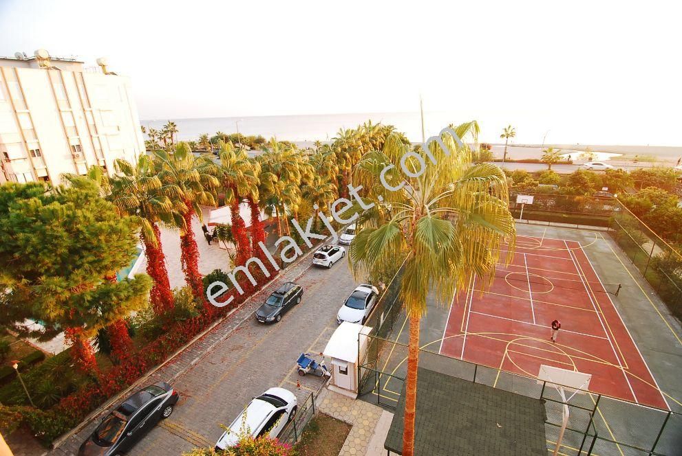 Emlakçıdan Antalya Alanya Oba Mahallesi 3+1 Kiralık Daire 3.000 TL 8963281