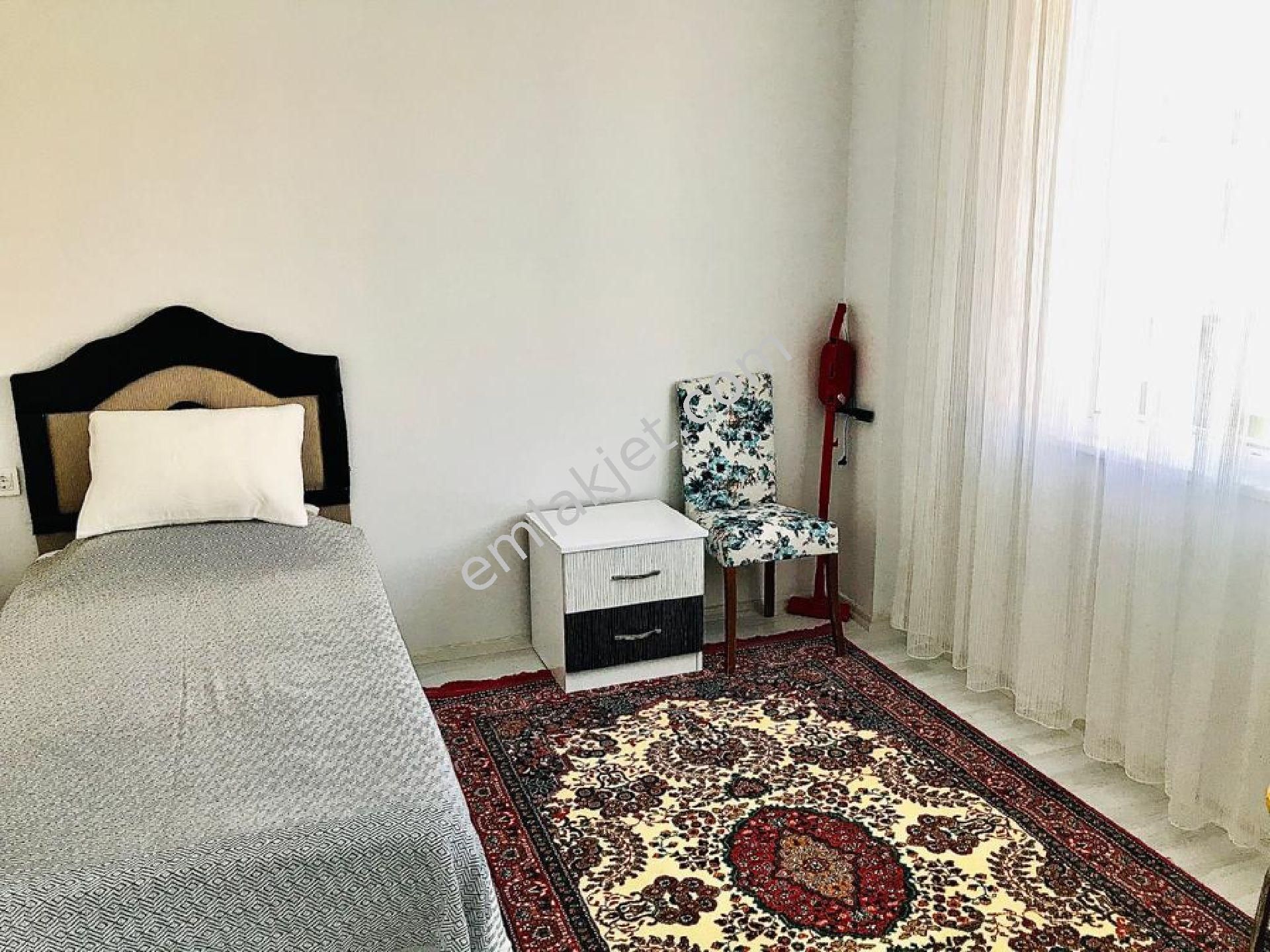 Emlakçıdan Muğla Dalaman Karaçalı Mahallesi 1+1 Kiralık Daire 1.500 TL
